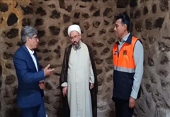 بازدید میدانی مسئولان شهرستان نیر از کاروانسرای تاریخی شاه‌عباسی و محور ارتباطی نیر به سراب